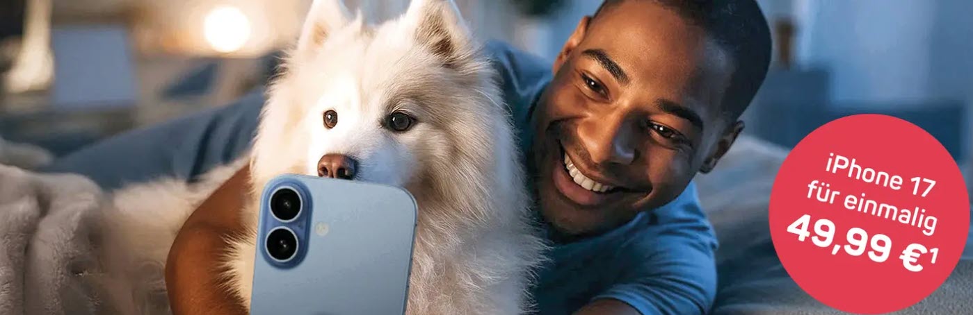 Weißer Hund blickt auf ein hellblaues iPhone 17, gehalten von einer Person, im Hintergrund unscharf. Gelber Kreis mit Text 'iPhone 17 für einmalig 49,99 €¹'